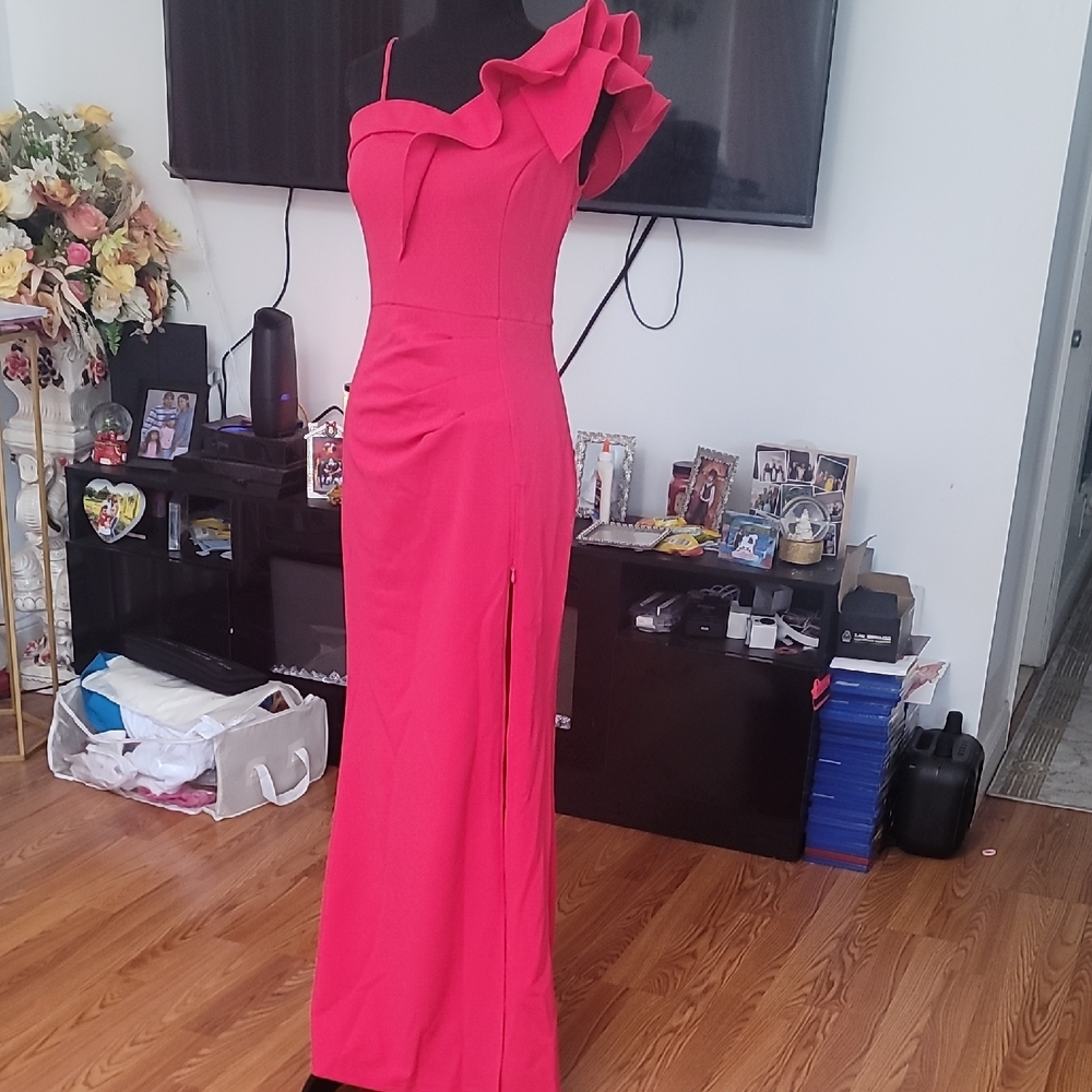 Elegant Pink One-Shoulder Dress